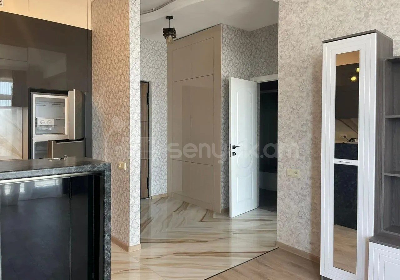 2 Սենյականոց Բնակարան Նորակառույցում, 60քմ, 2/5 հարկ, Կապիտալ Վերանորոգված, Կահավորված, Արևկող