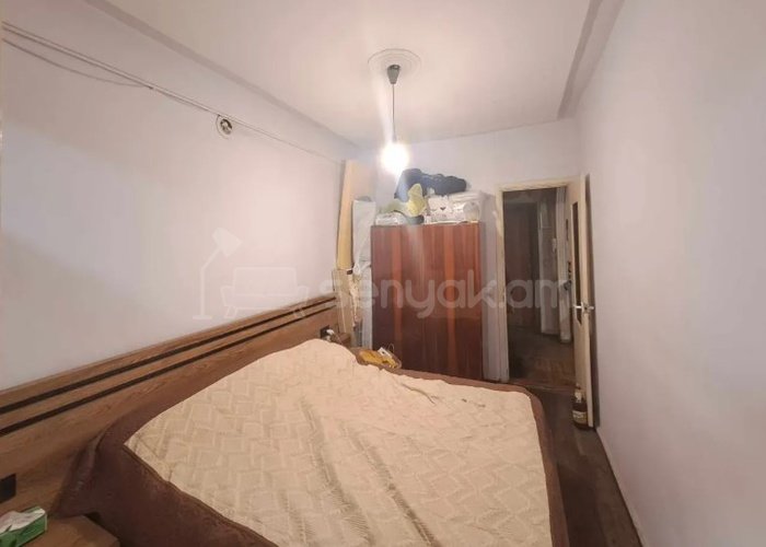 2 Սենյականոց Բնակարան Քարե Շենքում, 43քմ, 5/6 հարկ, Պետական Վիճակում