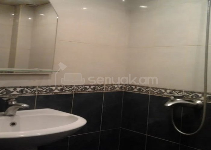 2 Սենյականոց Բնակարան Քարե Շենքում, 43քմ, 5/6 հարկ, Պետական Վիճակում