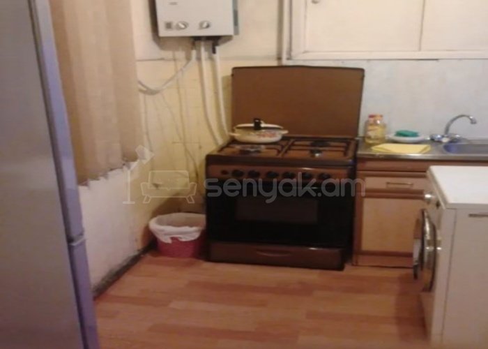 2 Սենյականոց Բնակարան Քարե Շենքում, 43քմ, 5/6 հարկ, Պետական Վիճակում