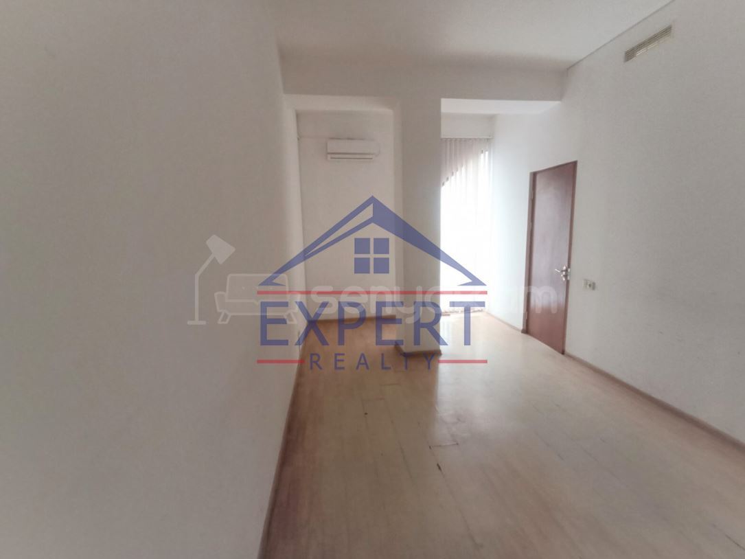 Օֆիսային Տարածք, 180քմ, Կապիտալ Վերանորոգված