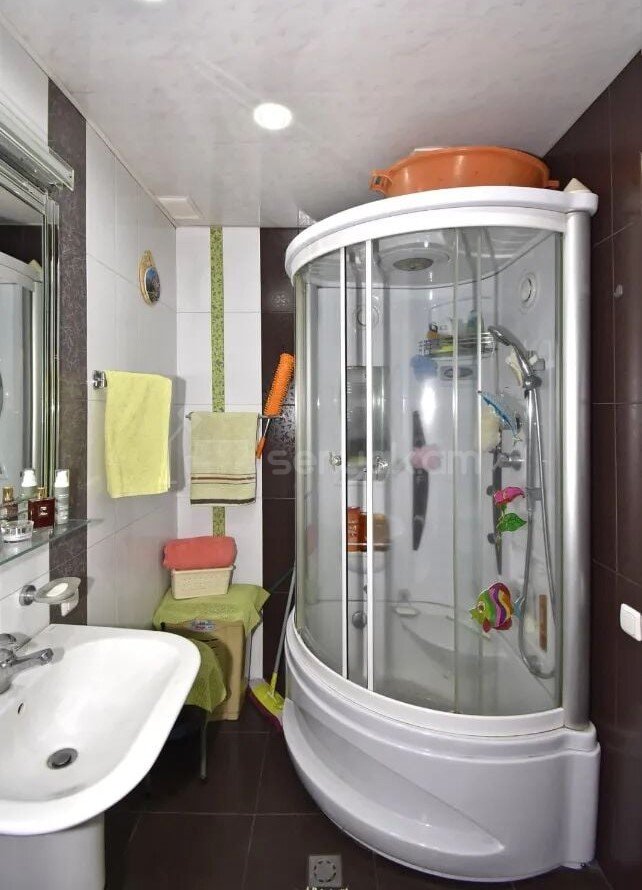 2 Սենյականոց Բնակարան Քարե Շենքում, 60քմ, 2/4 հարկ, Կապիտալ Վերանորոգված