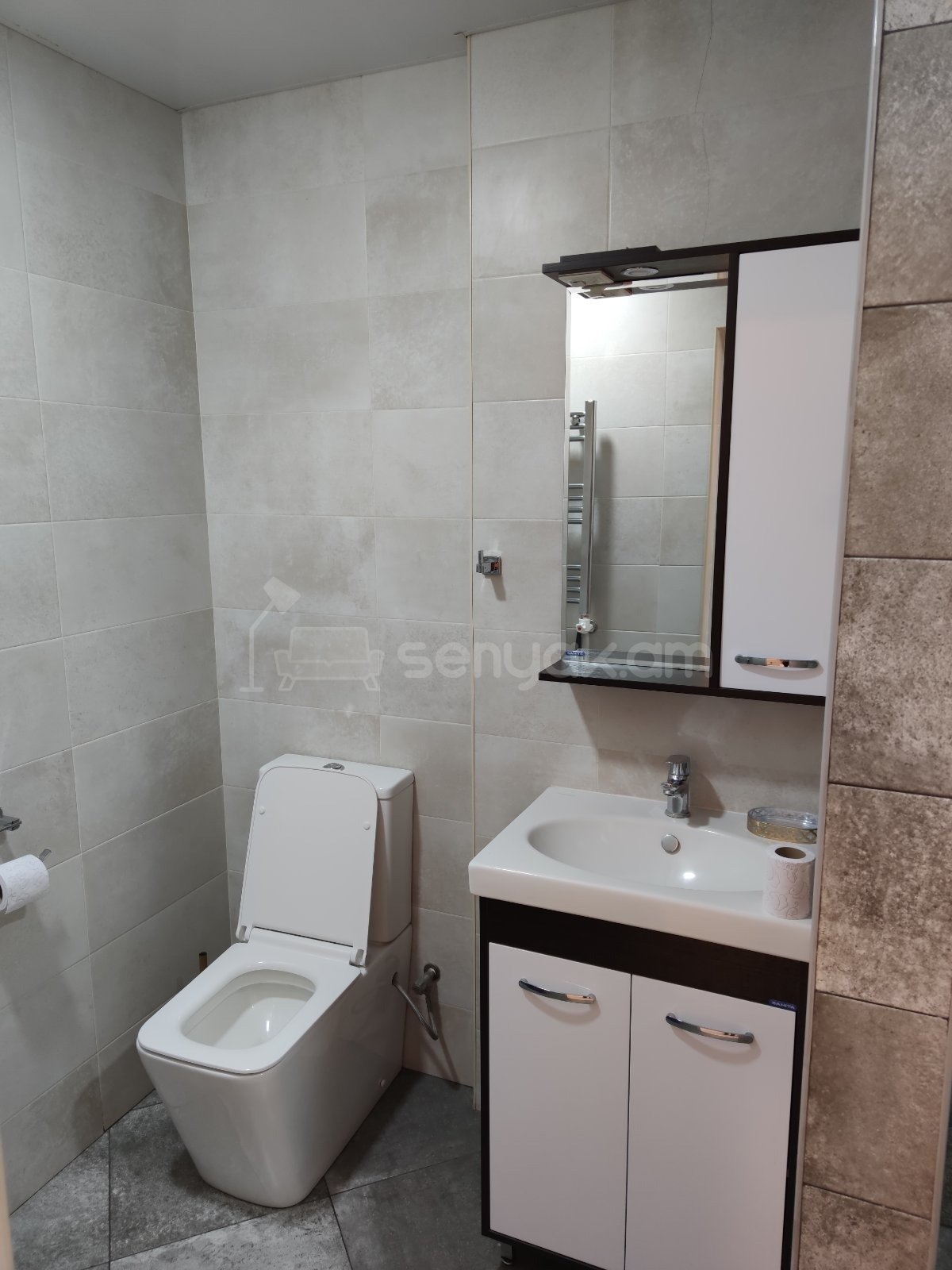 2 Սենյականոց Բնակարան Նորակառույցում, 50քմ, 2/17 հարկ, Կապիտալ Վերանորոգված, Կահավորված, Արևկող