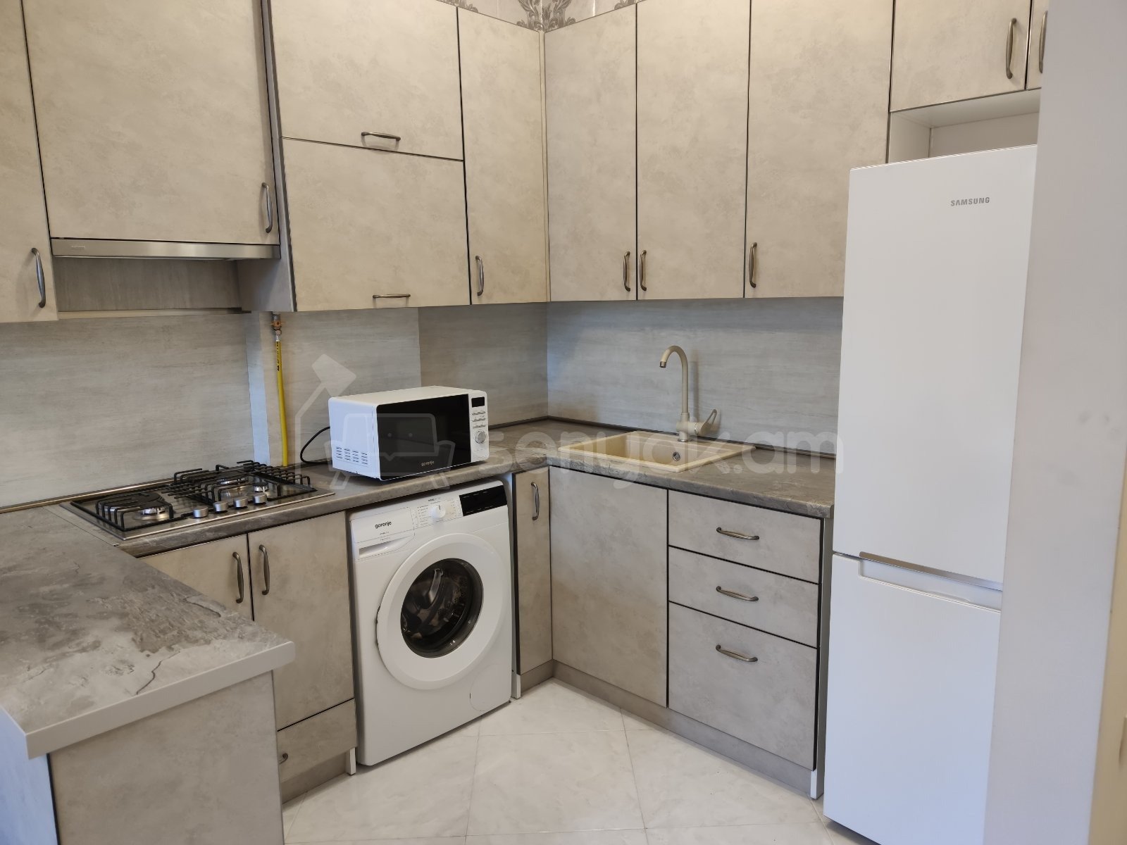 2 Սենյականոց Բնակարան Նորակառույցում, 50քմ, 2/17 հարկ, Կապիտալ Վերանորոգված, Կահավորված, Արևկող