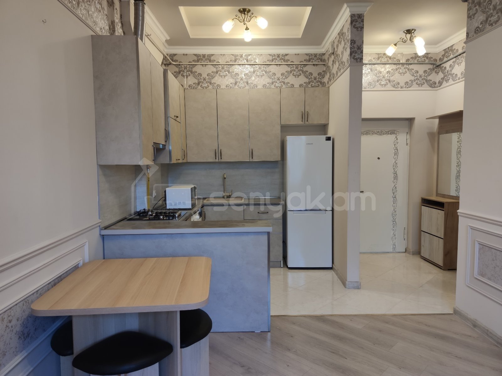 2 Սենյականոց Բնակարան Նորակառույցում, 50քմ, 2/17 հարկ, Կապիտալ Վերանորոգված, Կահավորված, Արևկող