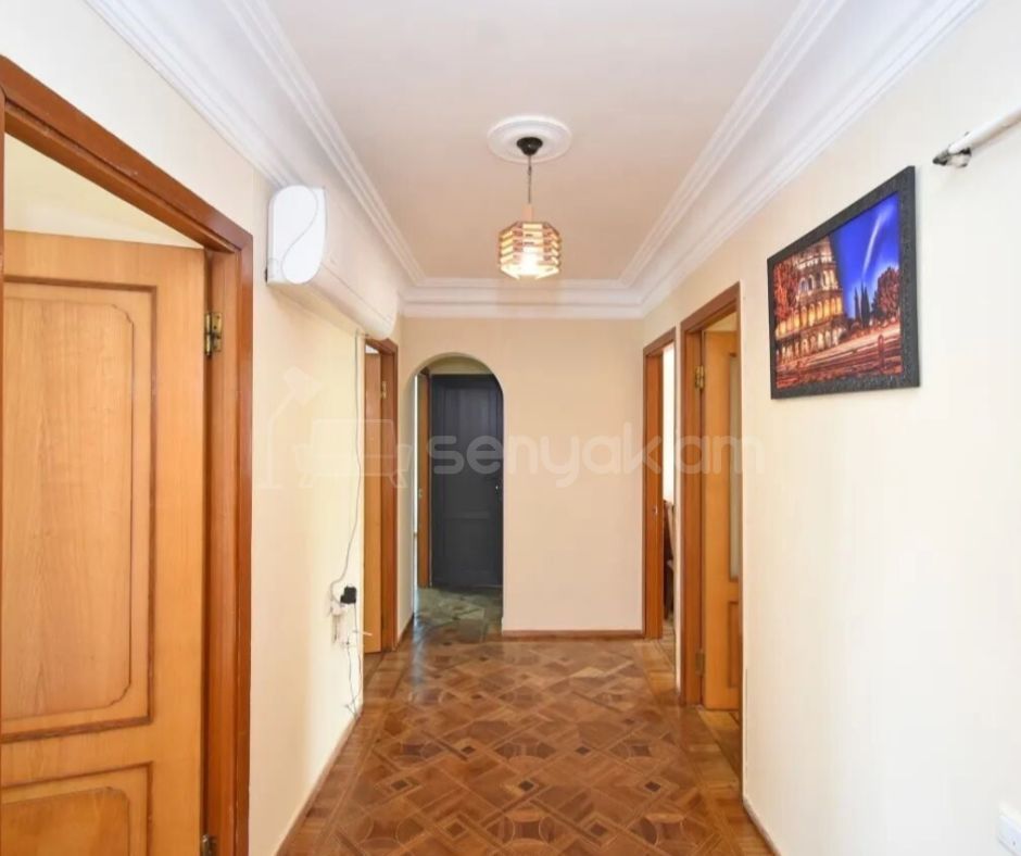 4 Սենյականոց Բնակարան, 92քմ, 7/9 հարկ, Կապիտալ Վերանորոգված, Կահավորված, Արևկող