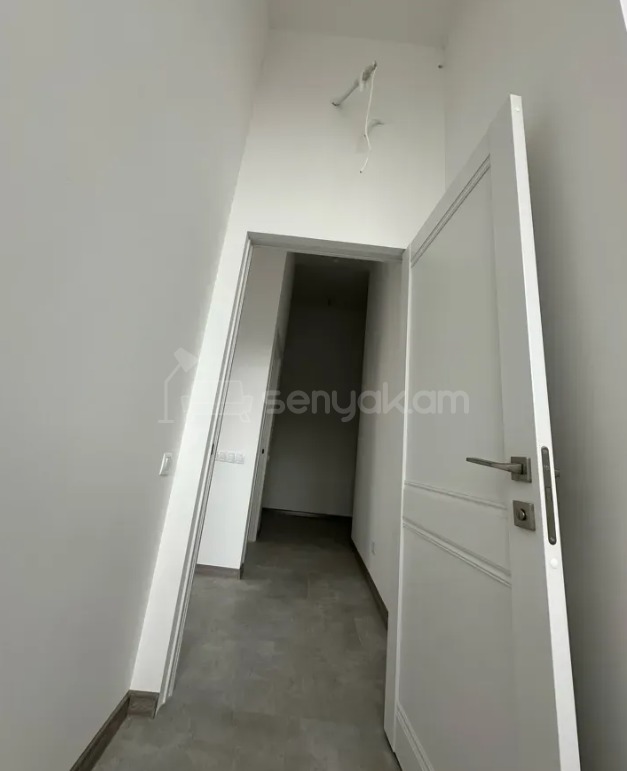 Նորակառույց Օֆիսային Տարածք, 83քմ