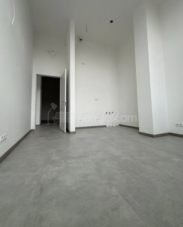 Նորակառույց Օֆիսային Տարածք, 83քմ