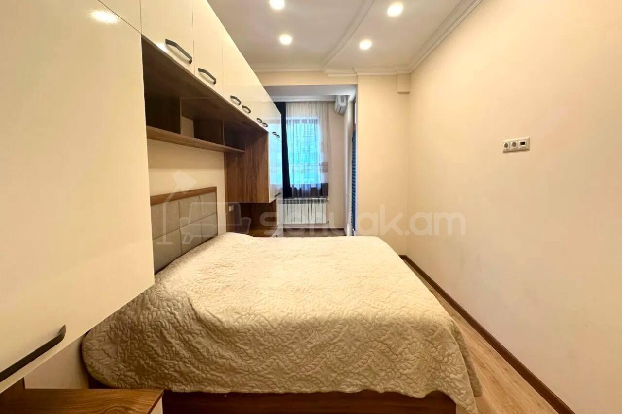 3 Սենյականոց Բնակարան Նորակառույցում, 77քմ, 7/10 հարկ, Կապիտալ Վերանորոգված, Կահավորված, Արևկող