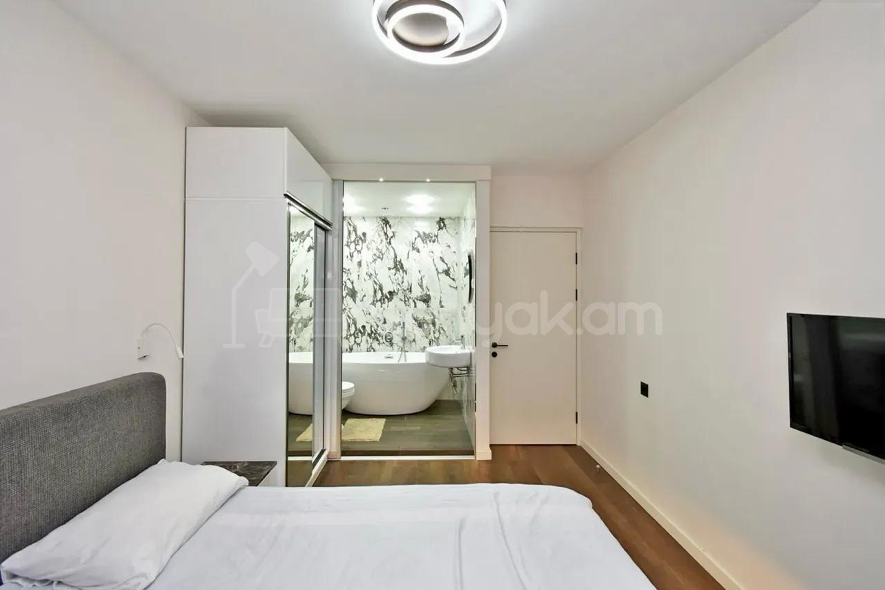 3 Սենյականոց Բնակարան Քարե Շենքում, 78քմ, 3/5 հարկ, Կապիտալ Վերանորոգված, Կահավորված, Արևկող