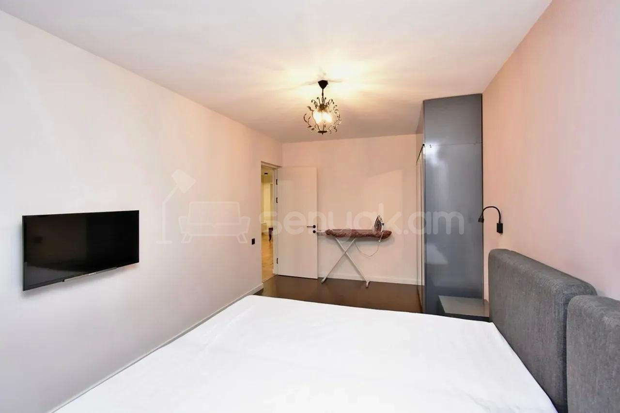 3 Սենյականոց Բնակարան Քարե Շենքում, 78քմ, 3/5 հարկ, Կապիտալ Վերանորոգված, Կահավորված, Արևկող