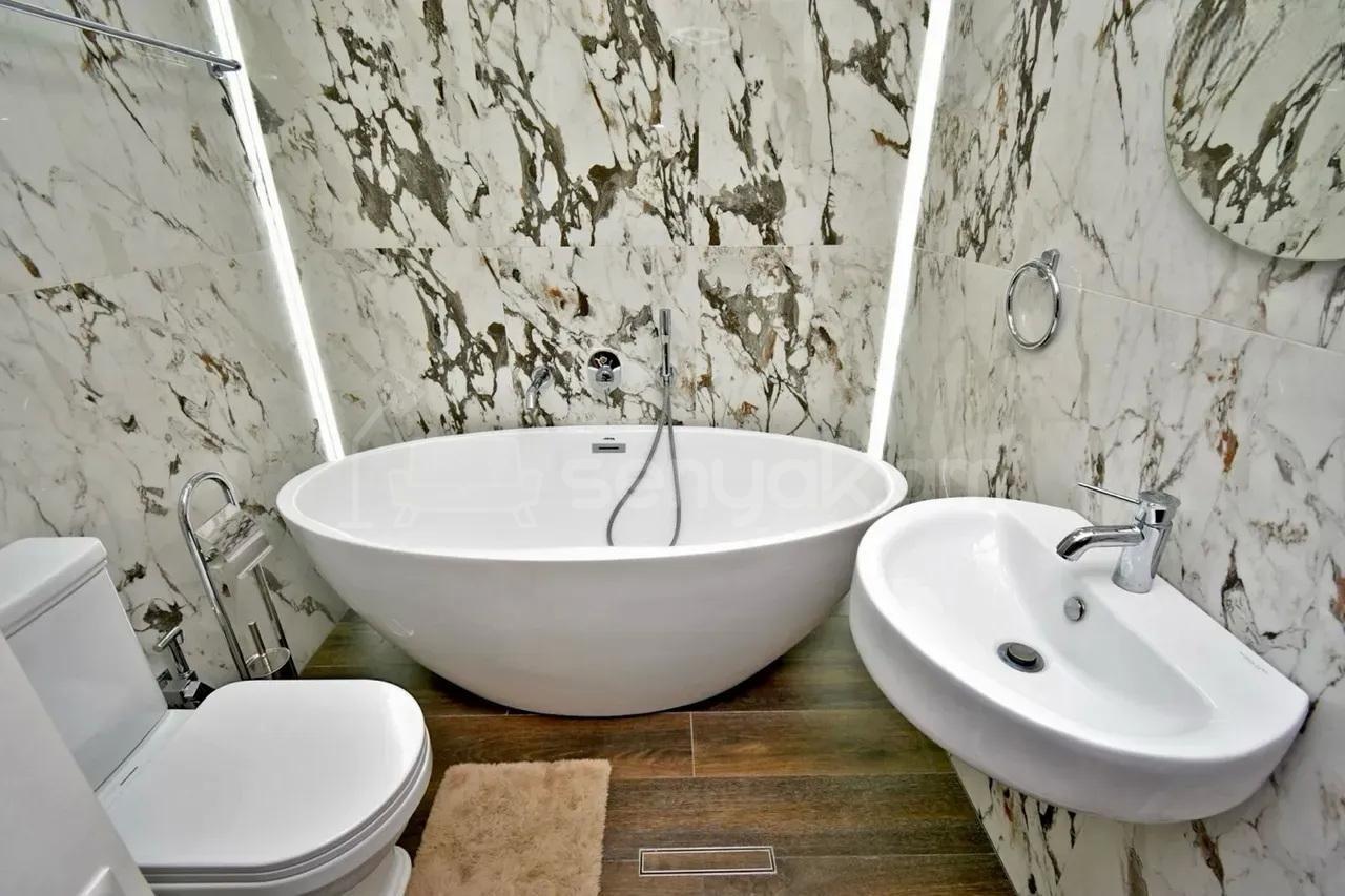 3 Սենյականոց Բնակարան Քարե Շենքում, 78քմ, 3/5 հարկ, Կապիտալ Վերանորոգված, Կահավորված, Արևկող