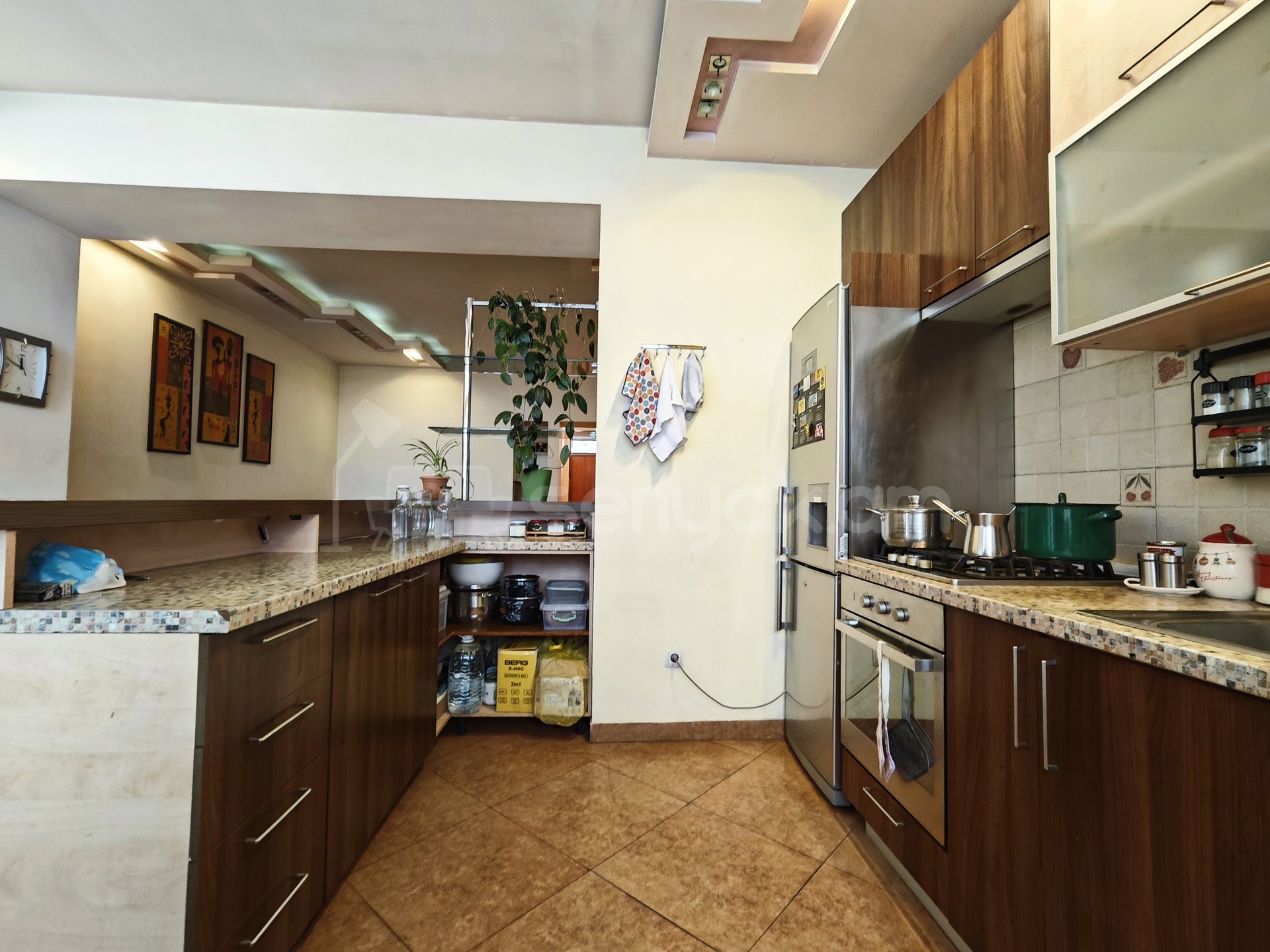 4 Սենյականոց Սեփական Տուն, 120քմ, Կապիտալ Վերանորոգված, Կահավորված, Ավտոտնակով