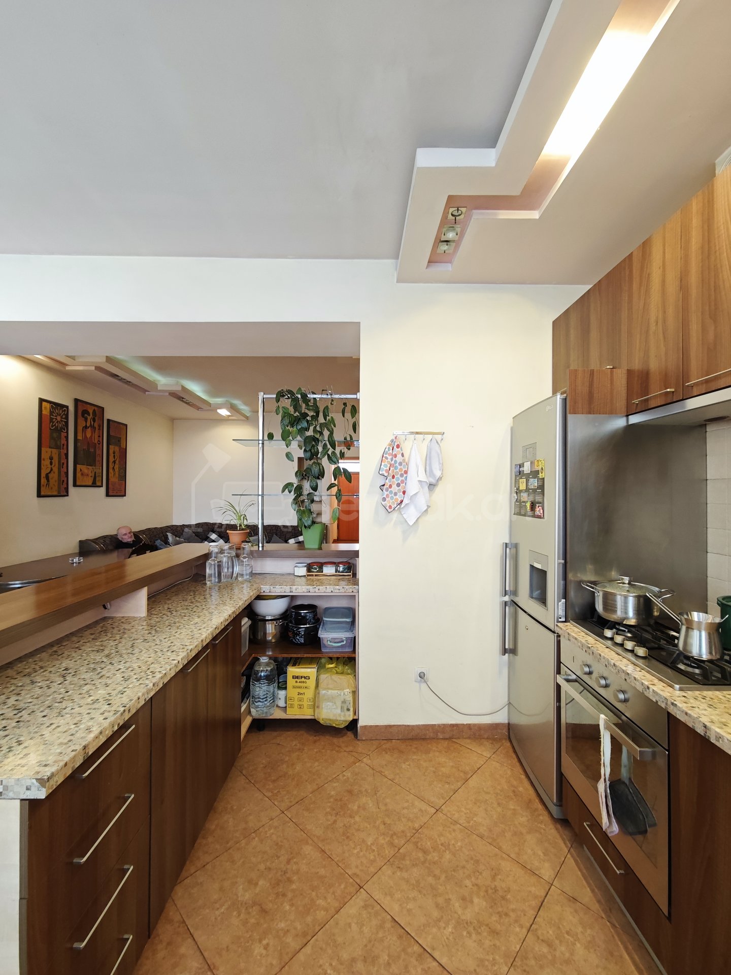 4 Սենյականոց Սեփական Տուն, 120քմ, Կապիտալ Վերանորոգված, Կահավորված, Ավտոտնակով