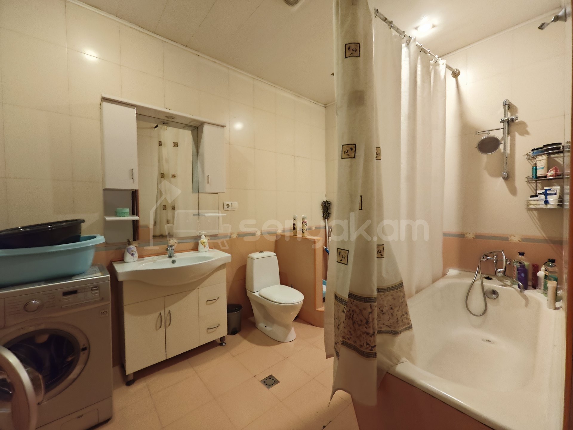 4 Սենյականոց Սեփական Տուն, 120քմ, Կապիտալ Վերանորոգված, Կահավորված, Ավտոտնակով