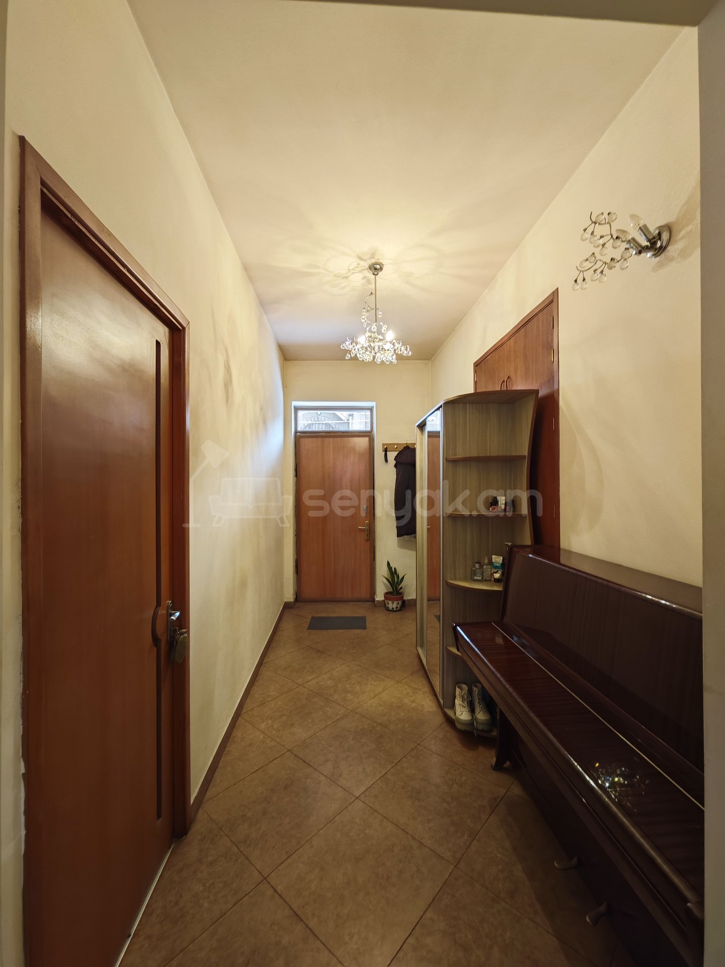 4 Սենյականոց Սեփական Տուն, 120քմ, Կապիտալ Վերանորոգված, Կահավորված, Ավտոտնակով