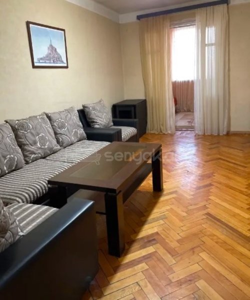 2 Սենյականոց Բնակարան Քարե Շենքում, 55քմ, 4/4 հարկ, Կոսմետիկ Վերանորոգված, Կահավորված, Արևկող