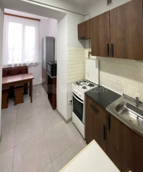 2 Սենյականոց Բնակարան Քարե Շենքում, 55քմ, 4/4 հարկ, Կոսմետիկ Վերանորոգված, Կահավորված, Արևկող