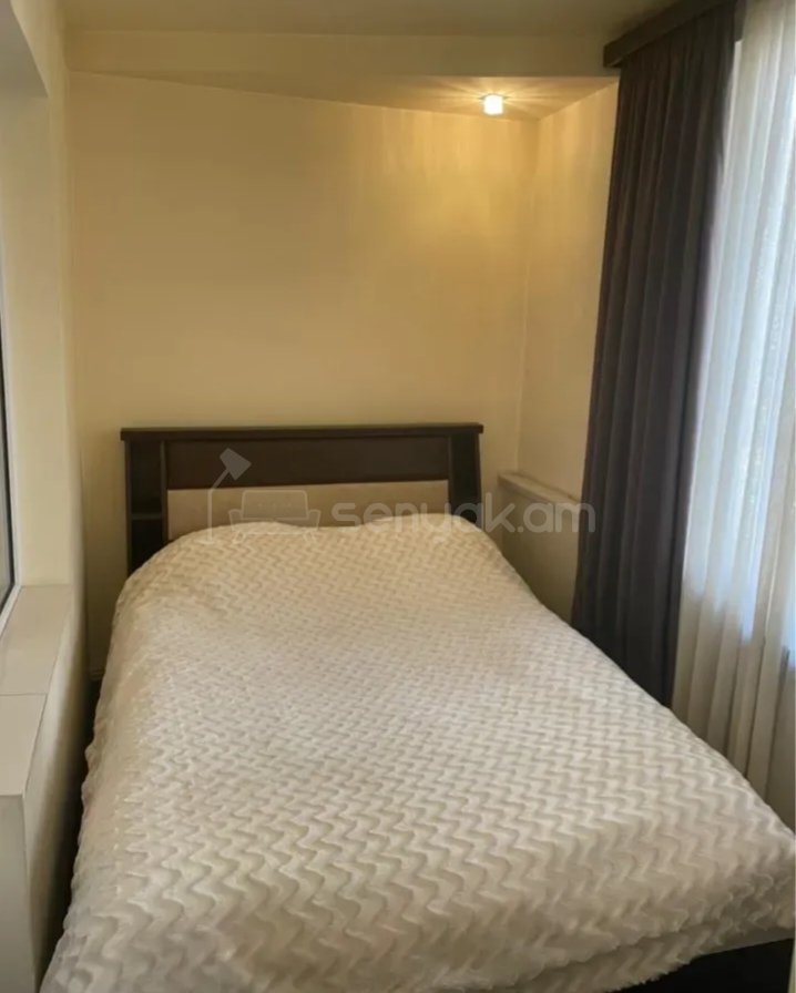 3 Սենյականոց Բնակարան, 70քմ, 7/9 հարկ, Նորմալ Վիճակում, Կահավորված