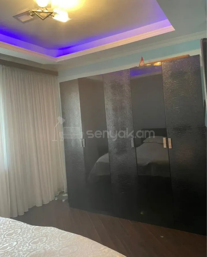 3 Սենյականոց Բնակարան, 70քմ, 7/9 հարկ, Նորմալ Վիճակում, Կահավորված