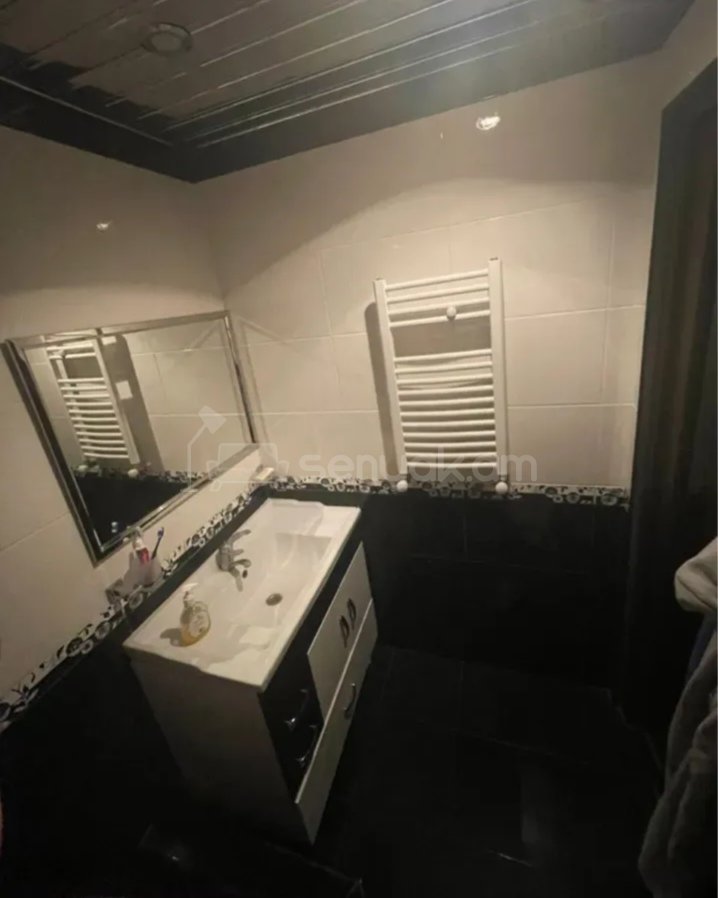 3 Սենյականոց Բնակարան, 70քմ, 7/9 հարկ, Նորմալ Վիճակում, Կահավորված