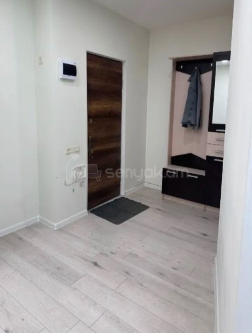 2 Սենյականոց Բնակարան Քարե Շենքում, 40քմ, 3/6 հարկ, Կապիտալ Վերանորոգված, Կահավորված, Արևկող