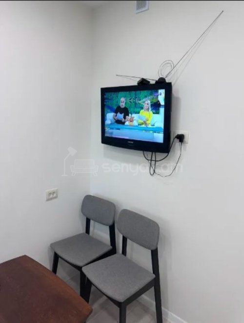 2 Սենյականոց Բնակարան Քարե Շենքում, 40քմ, 3/6 հարկ, Կապիտալ Վերանորոգված, Կահավորված, Արևկող