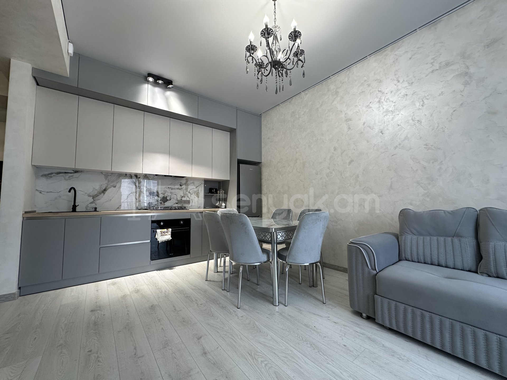 2 Սենյականոց Բնակարան Նորակառույցում, 58քմ, 7/15 հարկ, Դիզայներական Վերանորոգված, Կահավորված, Արևկող