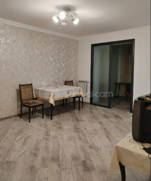 3 Սենյականոց Բնակարան Քարե Շենքում, 55քմ, 1/4 հարկ, Կոսմետիկ Վերանորոգված, Կահավորված, Արևկող