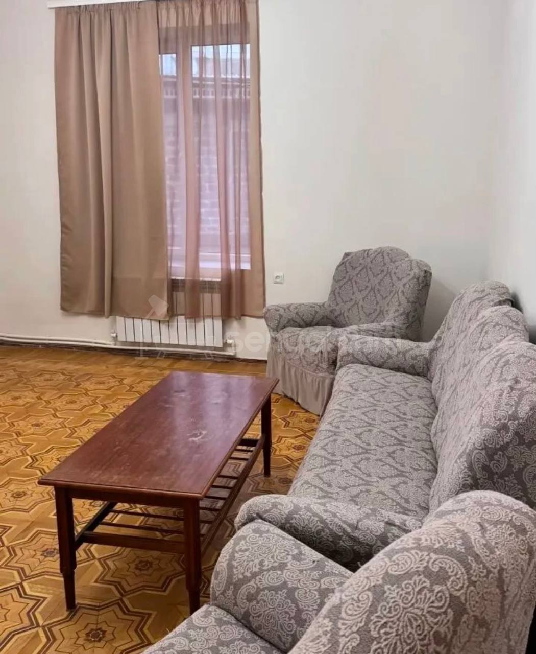 3 Սենյականոց Բնակարան Քարե Շենքում, 56քմ, 3/3 հարկ, Կոսմետիկ Վերանորոգված, Կահավորված