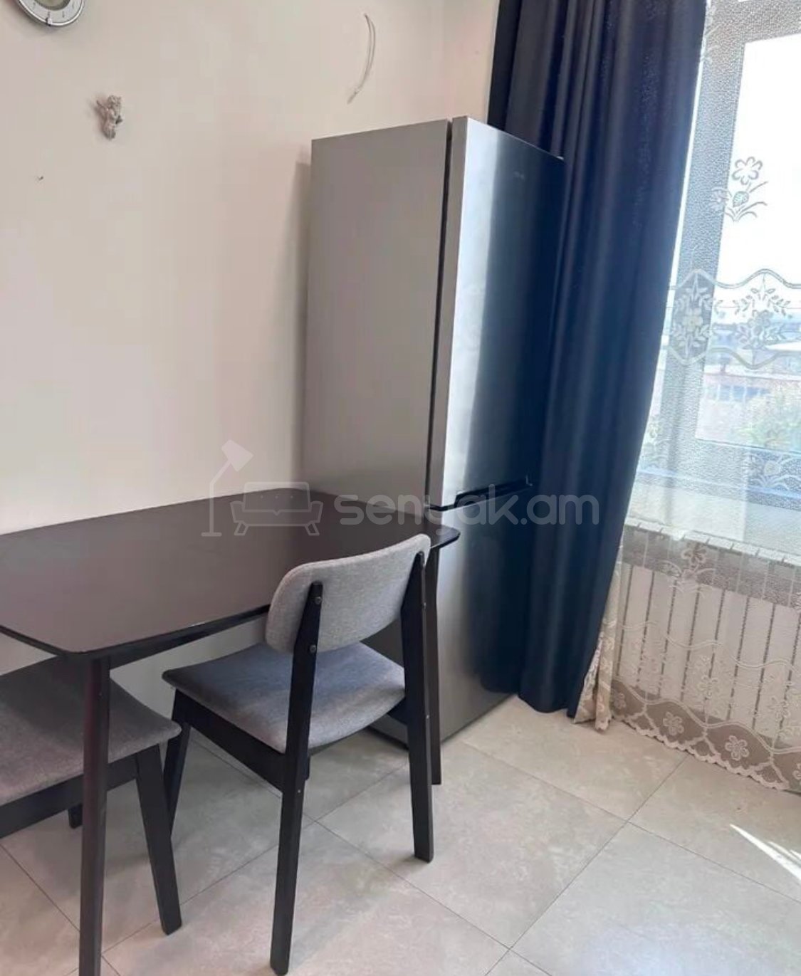 2 Սենյականոց Բնակարան Քարե Շենքում, 40քմ, 3/6 հարկ, Կապիտալ Վերանորոգված, Կահավորված, Արևկող