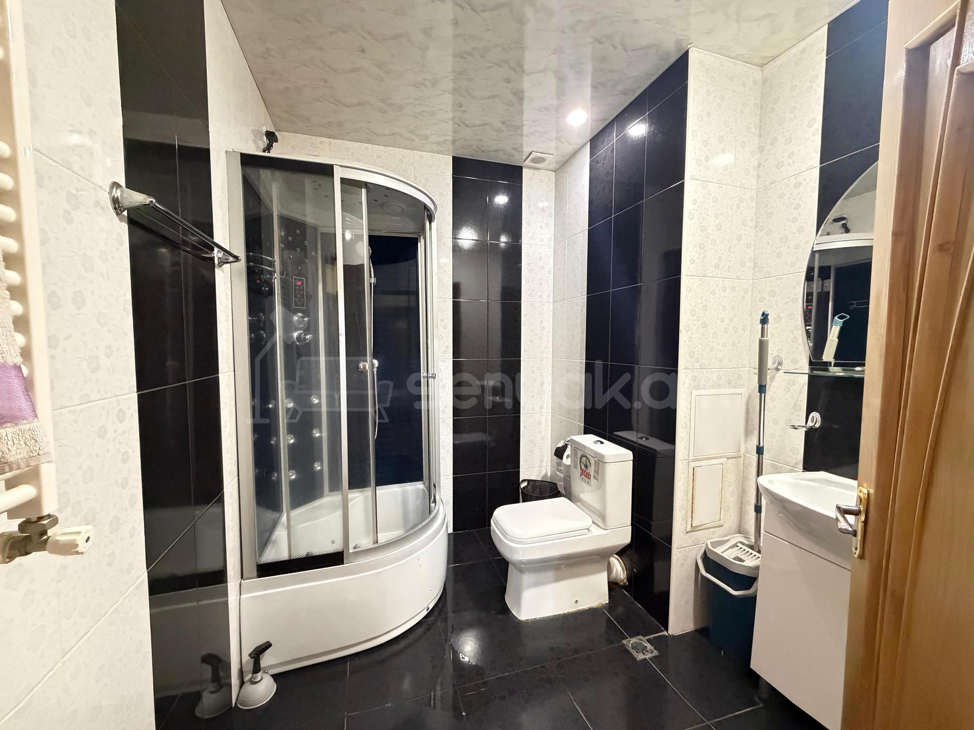 4 Սենյականոց Բնակարան Նորակառույցում, 125քմ, 2/8 հարկ, Կապիտալ Վերանորոգված, Կահավորված, Արևկող