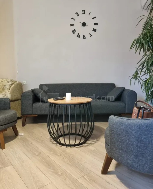 3 Սենյականոց Բնակարան Նորակառույցում, 111քմ, 5/18 հարկ, Դիզայներական Վերանորոգված