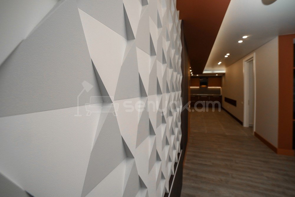 4 Սենյականոց Բնակարան Քարե Շենքում, 144քմ, 5/5 հարկ, Դիզայներական Վերանորոգված