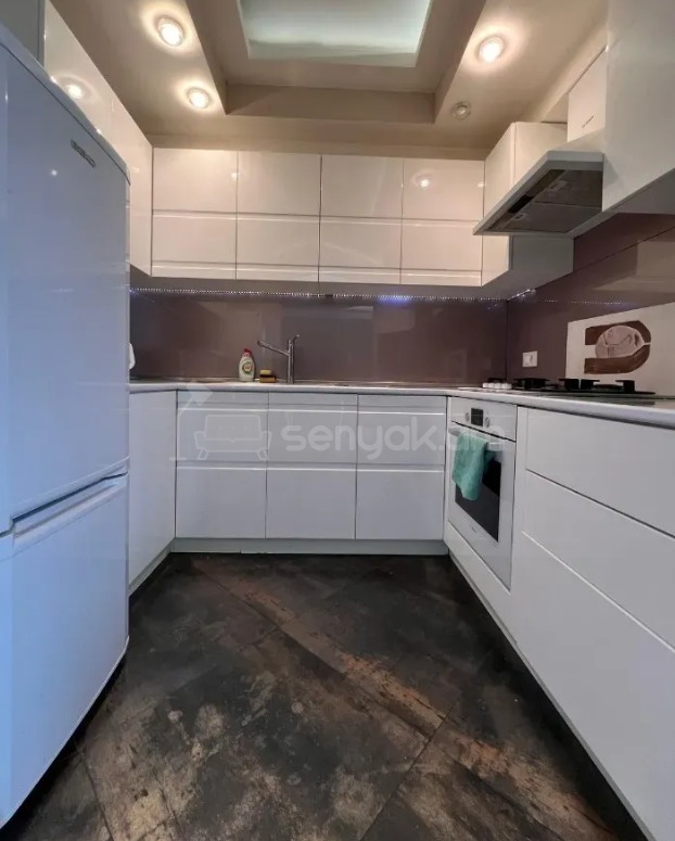 2 Սենյականոց Բնակարան, 43քմ, 9/10 հարկ, Դիզայներական Վերանորոգված