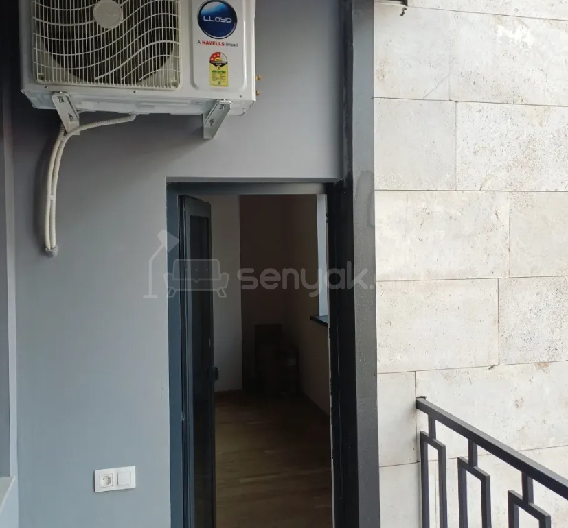 2 Սենյականոց Բնակարան, 72քմ, 4/16 հարկ, Կապիտալ Վերանորոգված