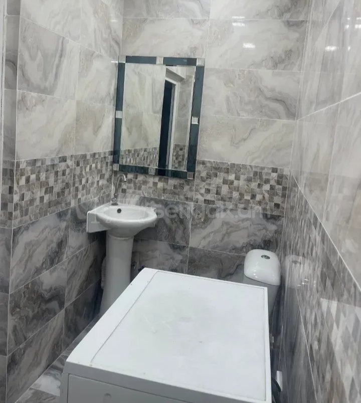 2 Սենյականոց Բնակարան Քարե Շենքում, 44քմ, 1/1 հարկ, Նորմալ Վիճակում, Կահավորված, Արևկող