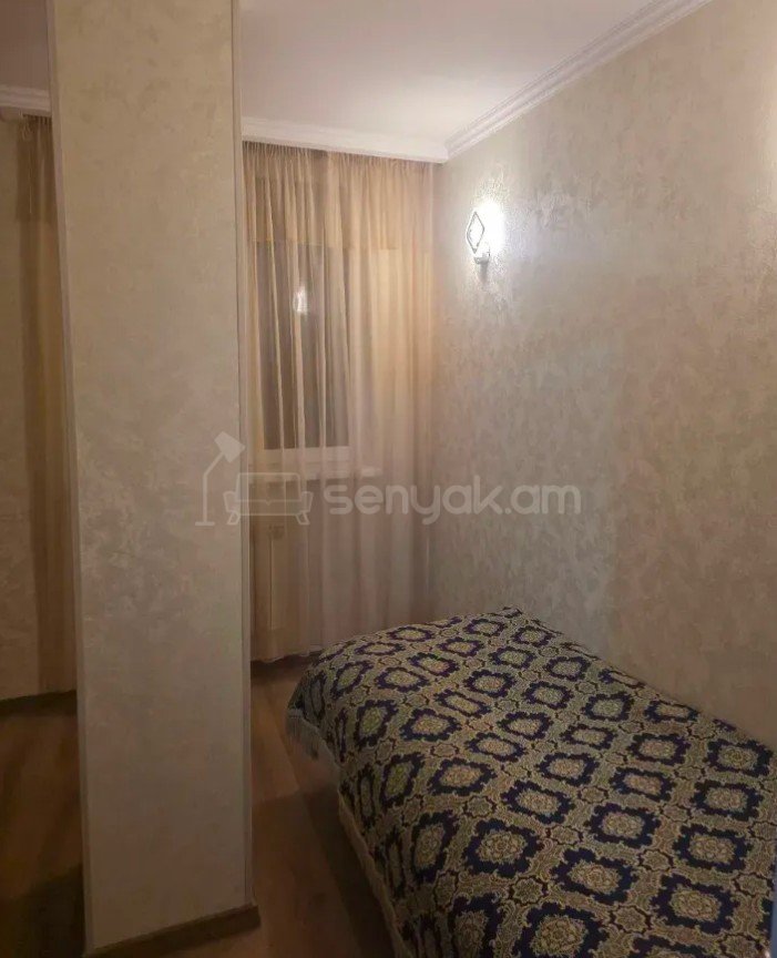 3 Սենյականոց Բնակարան, 74քմ, 10/12 հարկ, Կապիտալ Վերանորոգված, Կահավորված, Արևկող