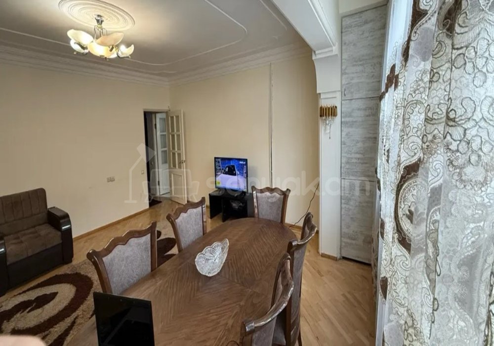 3 Սենյականոց Բնակարան, 76քմ, 1/9 հարկ, Կոսմետիկ Վերանորոգված, Կահավորված, Արևկող