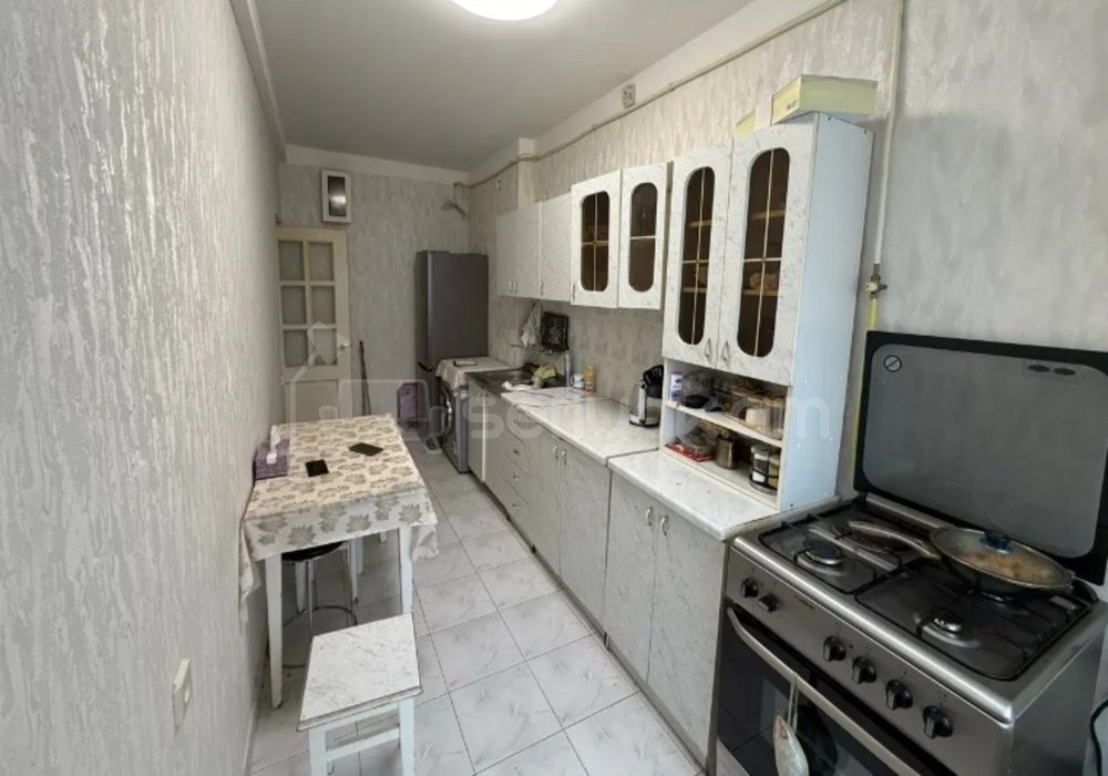 3 Սենյականոց Բնակարան, 76քմ, 1/9 հարկ, Կոսմետիկ Վերանորոգված, Կահավորված, Արևկող