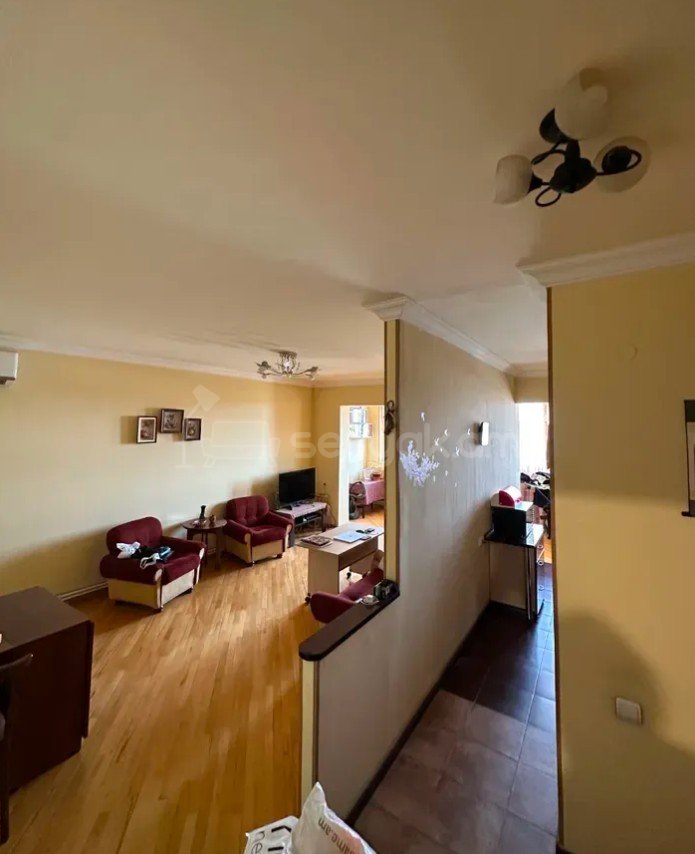 2 Սենյականոց Բնակարան, 65քմ, 8/10 հարկ, Կապիտալ Վերանորոգված, Կահավորված, Արևկող