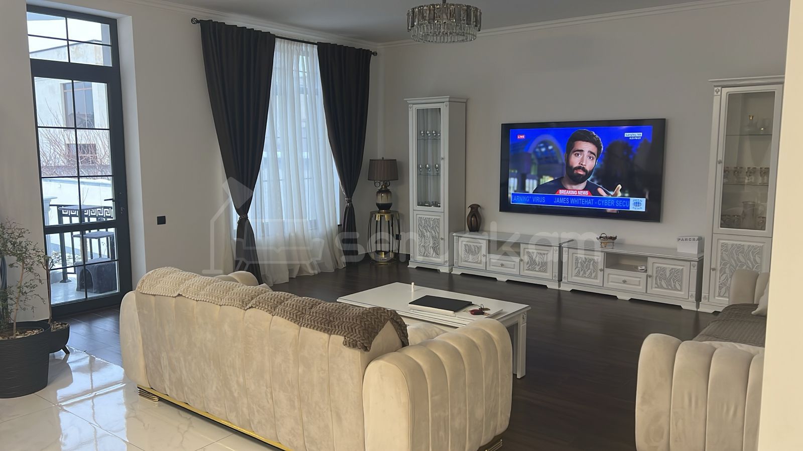 5 Սենյականոց Սեփական Տուն, 700քմ, Դիզայներական Վերանորոգված, Կահավորված, Ավտոտնակով