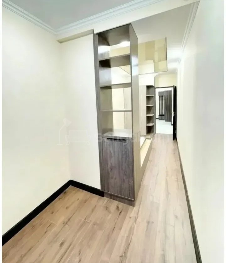 3 Սենյականոց Բնակարան, 80քմ, 2/9 հարկ, Դիզայներական Վերանորոգված, Կահավորված