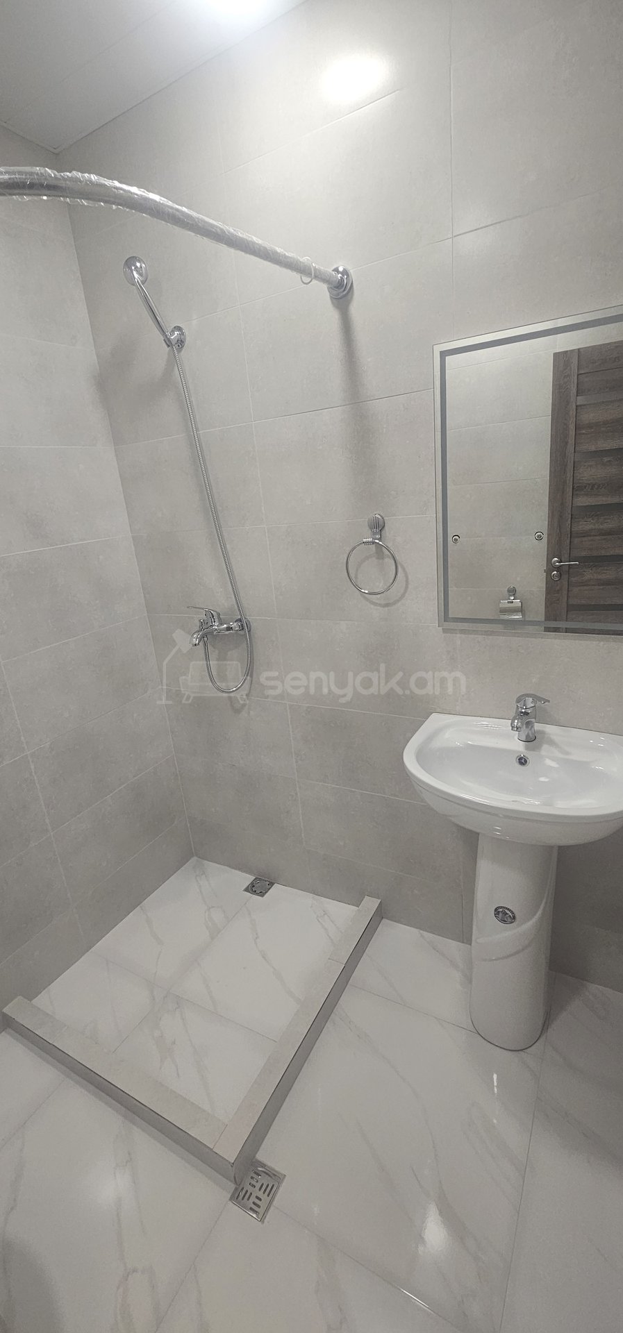 2 Սենյականոց Բնակարան Նորակառույցում, 50քմ, 5/10 հարկ, Կապիտալ Վերանորոգված, Կահավորված, Արևկող