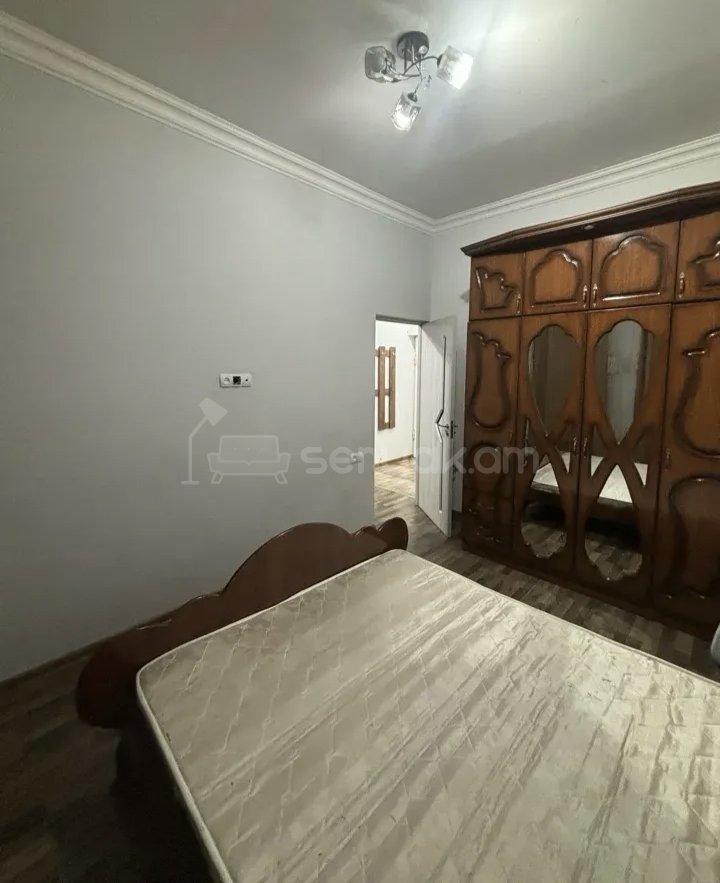 2 Սենյականոց Բնակարան Քարե Շենքում, 54քմ, 1/12 հարկ, Կապիտալ Վերանորոգված, Կահավորված