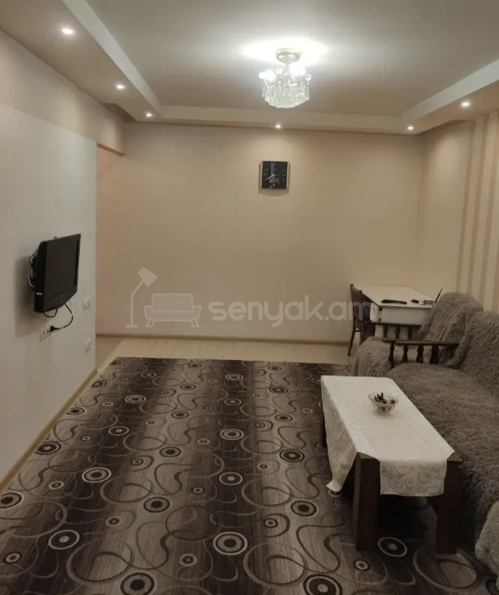 2 Սենյականոց Բնակարան Քարե Շենքում, 50քմ, 3/5 հարկ, Կապիտալ Վերանորոգված, Կահավորված, Արևկող