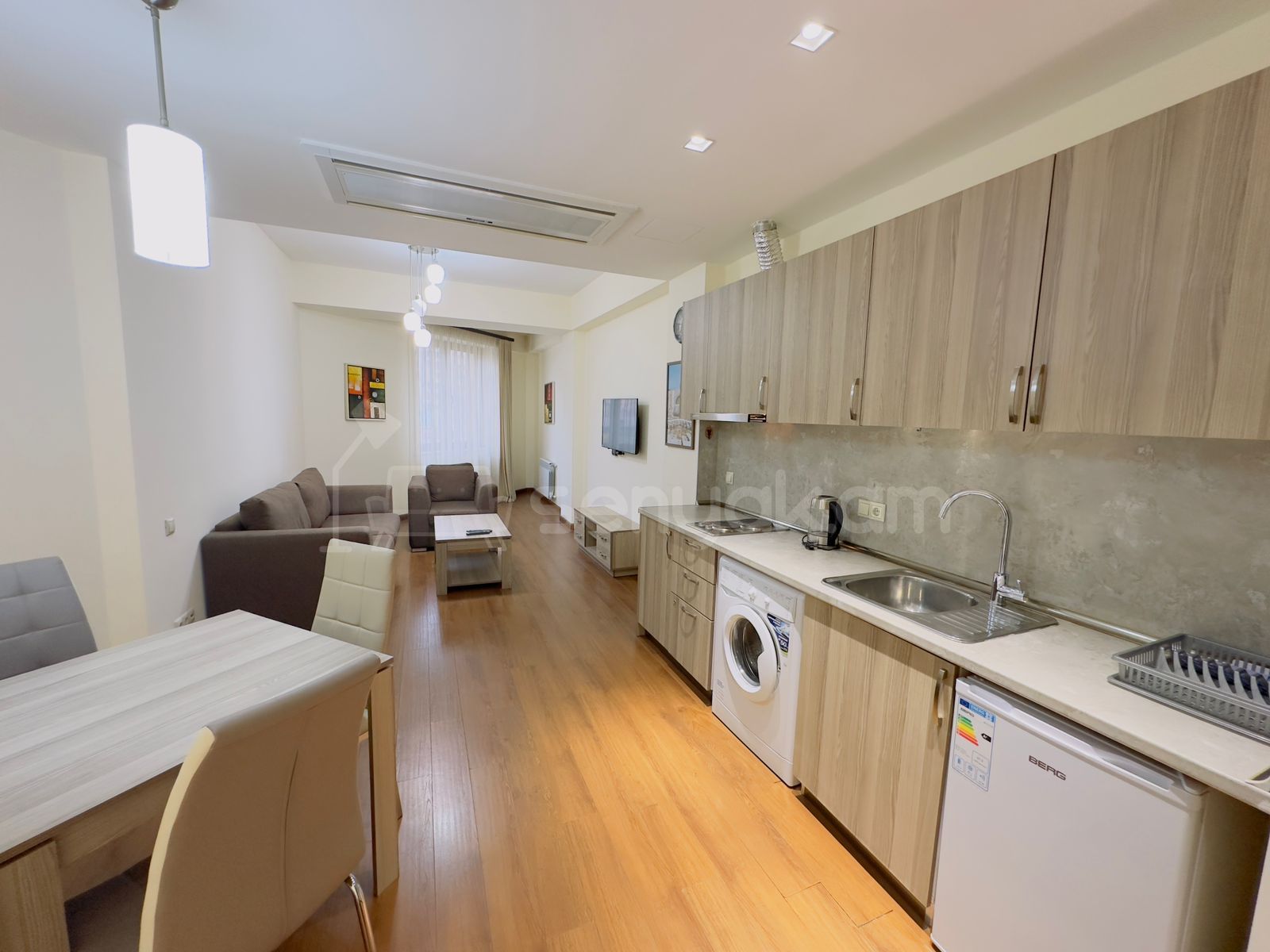 2 Սենյականոց Բնակարան Նորակառույցում, 50քմ, 6/15 հարկ, Դիզայներական Վերանորոգված