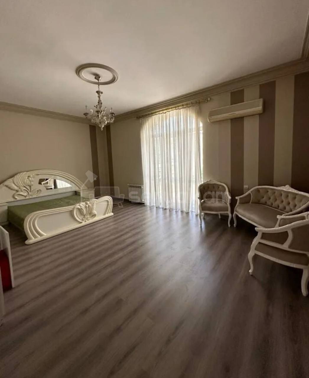 8 Սենյականոց Շքեղ Առանձնատուն, 550քմ, Լողավազանով, Ավտոտնակով