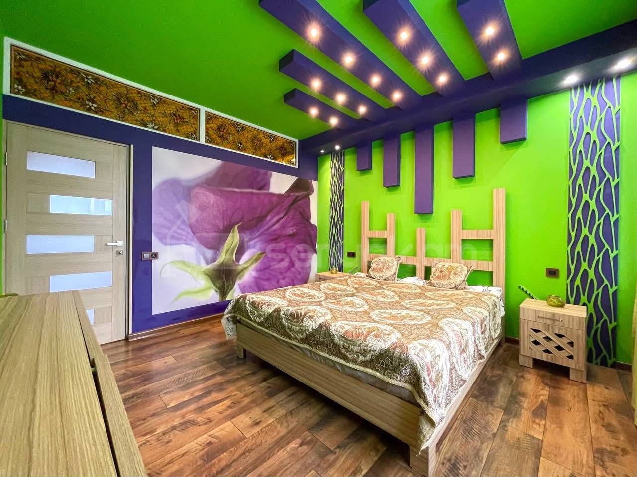 3 Սենյականոց Բնակարան Քարե Շենքում, 74քմ, 3/7 հարկ, Դիզայներական Վերանորոգված, Կահավորված, Արևկող