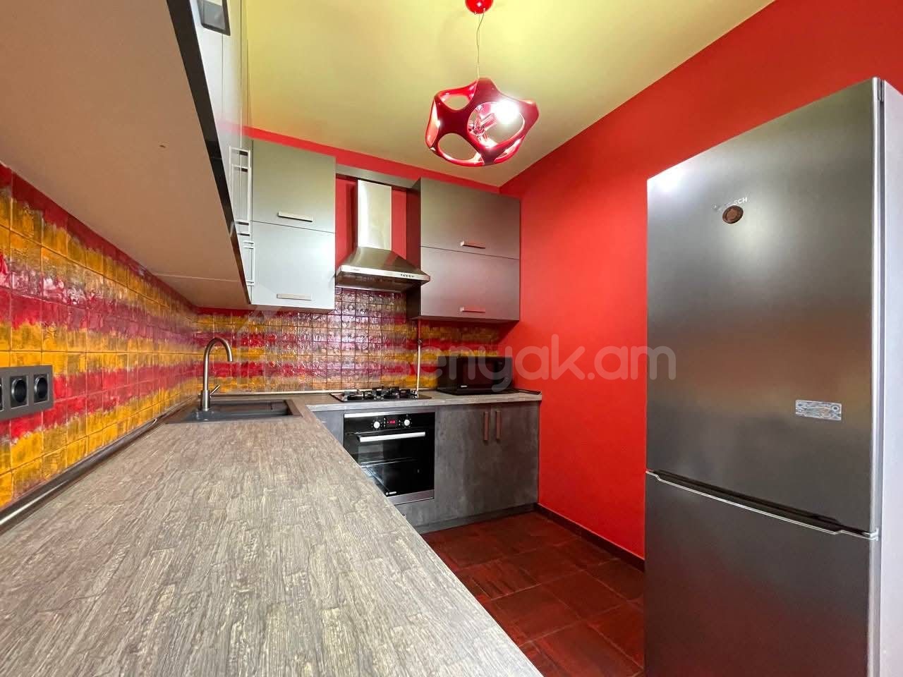 3 Սենյականոց Բնակարան Քարե Շենքում, 74քմ, 3/7 հարկ, Դիզայներական Վերանորոգված, Կահավորված, Արևկող